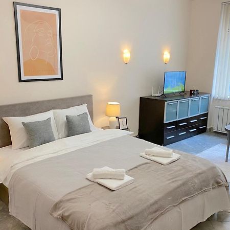Top City Centre 1Br Apartment For 4 Guests & Fast Wifi Sofia Esterno foto