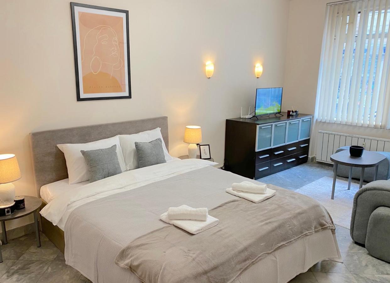 Top City Centre 1Br Apartment For 4 Guests & Fast Wifi Sofia Esterno foto