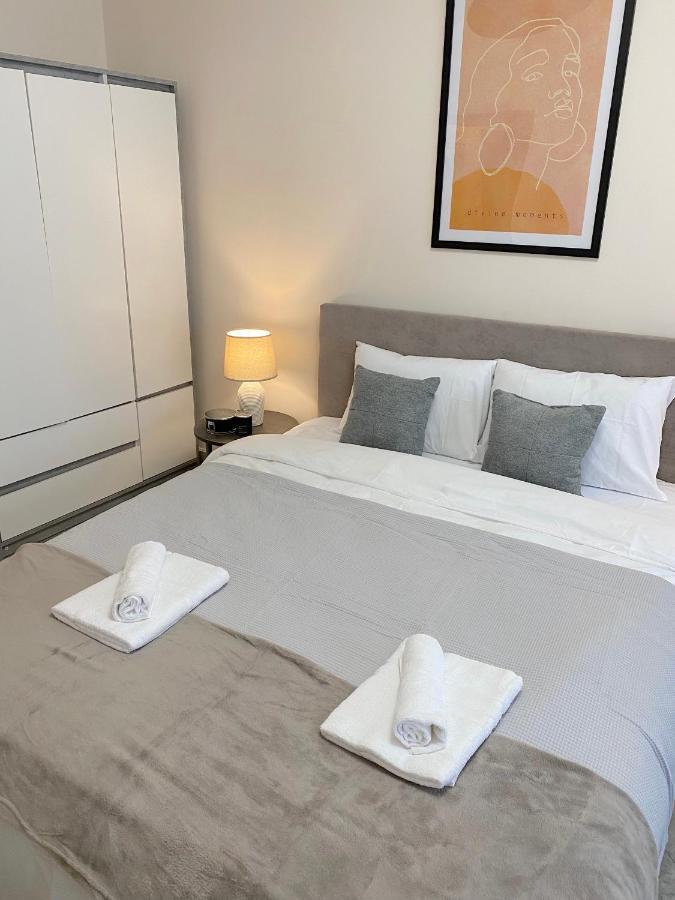 Top City Centre 1Br Apartment For 4 Guests & Fast Wifi Sofia Esterno foto